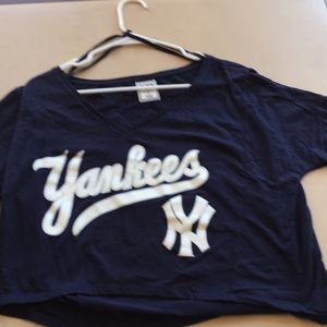 Woman’s yankee shirt